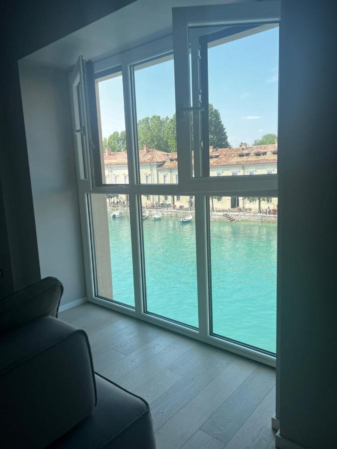 C House Rooms Lake Peschiera del Garda Buitenkant foto