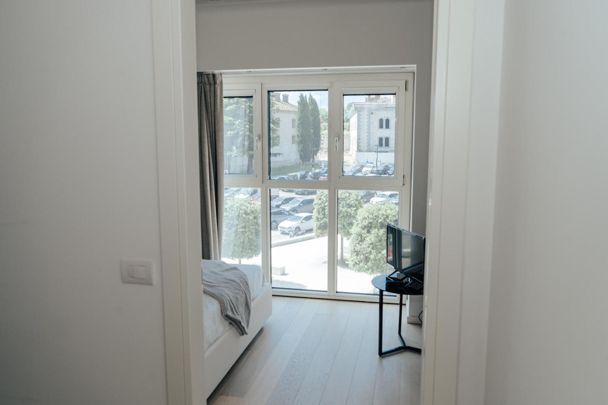 C House Rooms Lake Peschiera del Garda Buitenkant foto